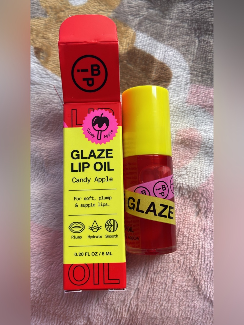iNNBeauty  Glaze Lip Oil in candy apple 6g